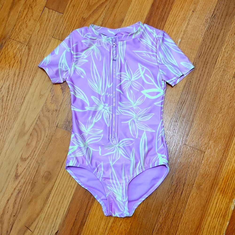 GAP Floral Swimsuit size 6-7